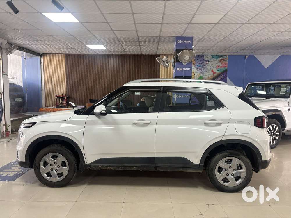 Hyundai Venue S Mt 1.2 Kappa, 2022, Petrol