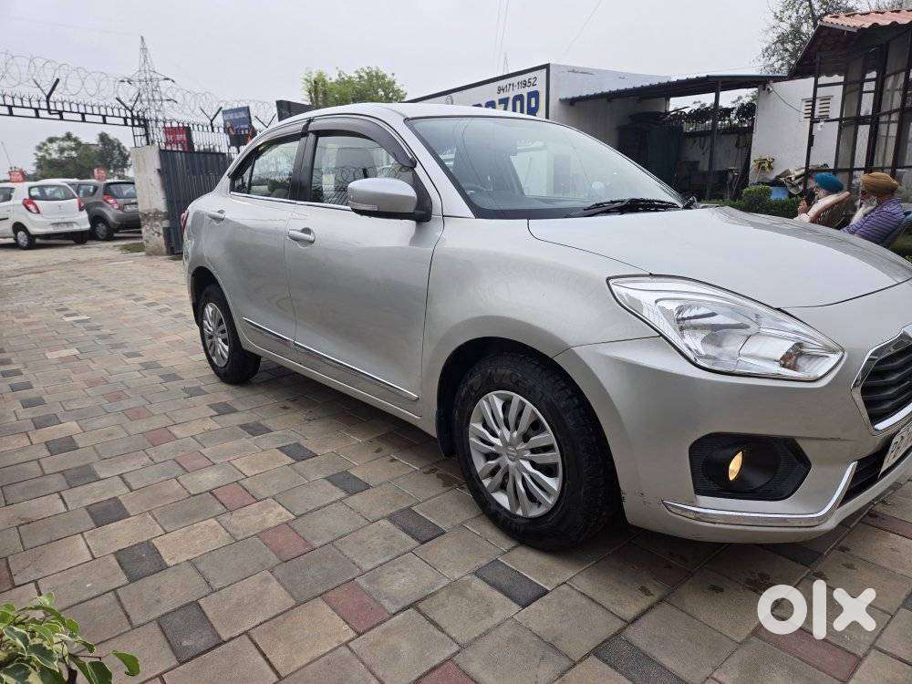 Maruti Suzuki Swift Dzire Vxi(o) Amt, 2018, Petrol