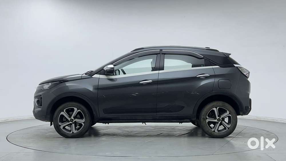Tata Nexon 1.2 Revotron Xma Amt (s), 2022, Petrol