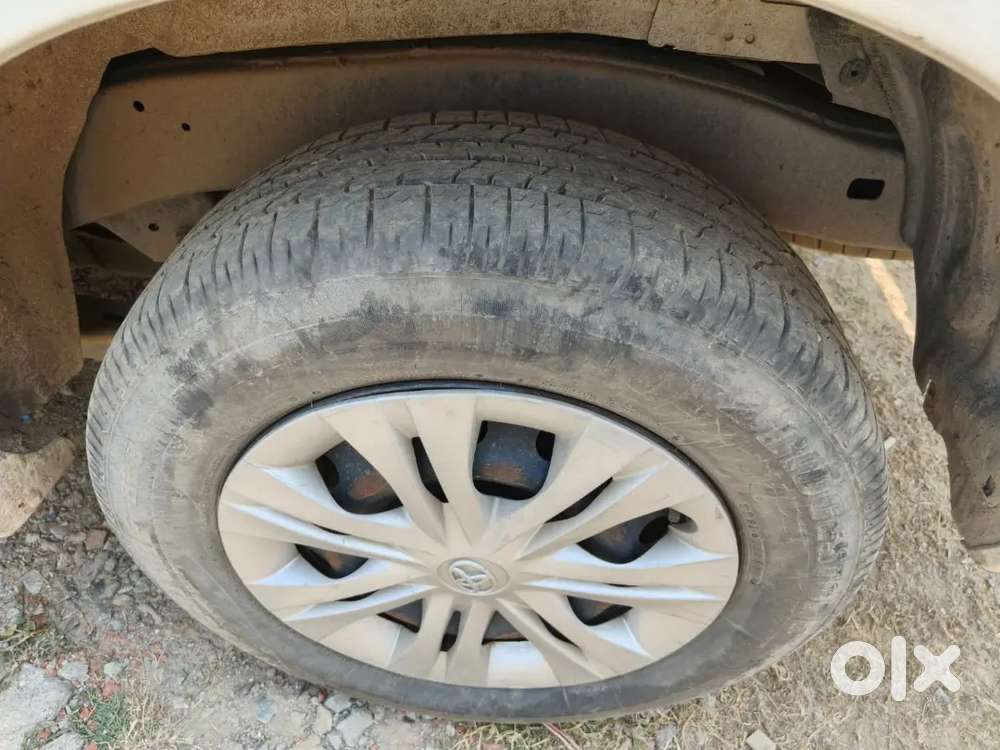 Toyota Innova 2014 Diesel 144000 Km Driven