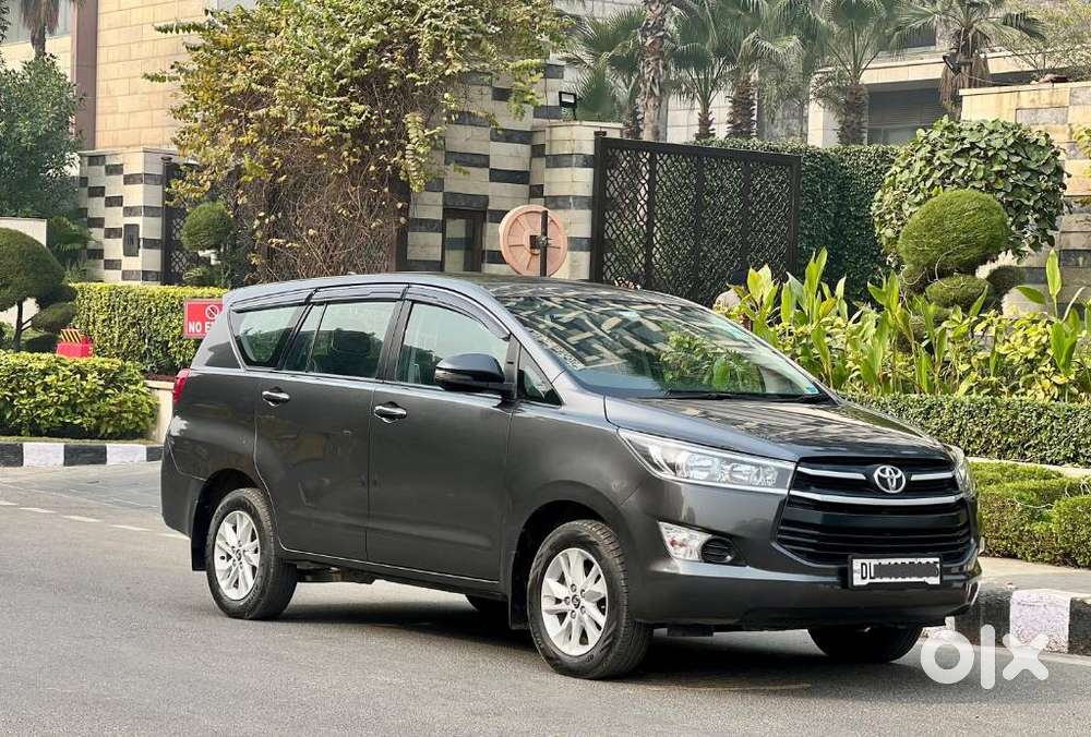 Toyota Innova Crysta 2.4 G Mt, 2022, Diesel