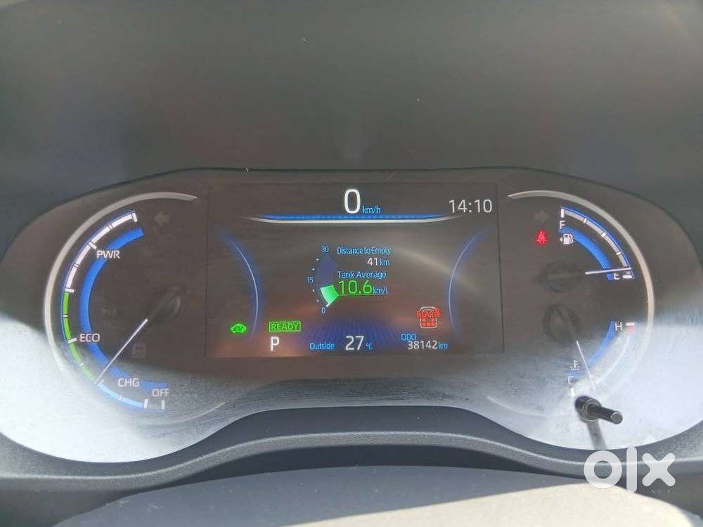 Toyota Innova Hycross 2.0 Vx Hybrid 7 Str, 2024, Petrol