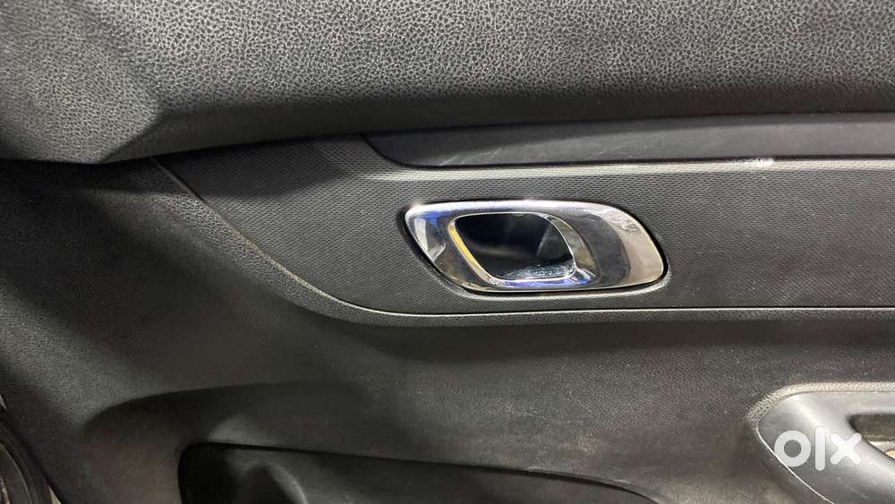Renault Kwid 2019-ongoing 1.0 Rxt (o), 2019, Petrol