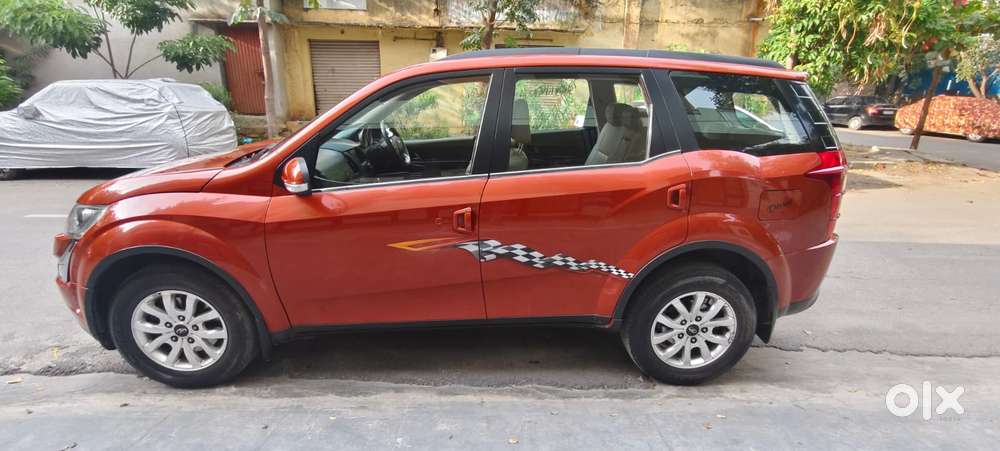 Mahindra XUV500 2.2 W10, 2016, Diesel