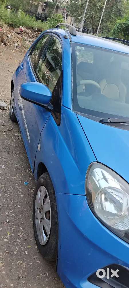 Honda Brio  2013
