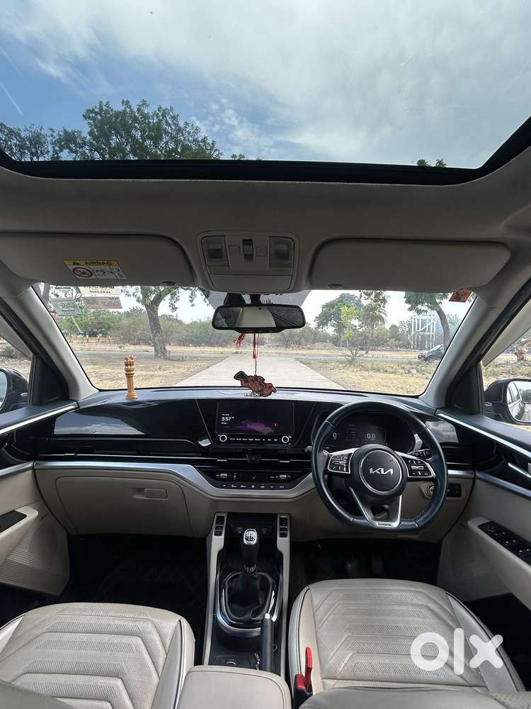 Kia Carens 1.4 Luxury Plus 6 Str, 2022, Diesel