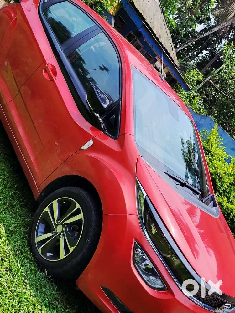 Tata Altroz 1.2 Petrol 2020