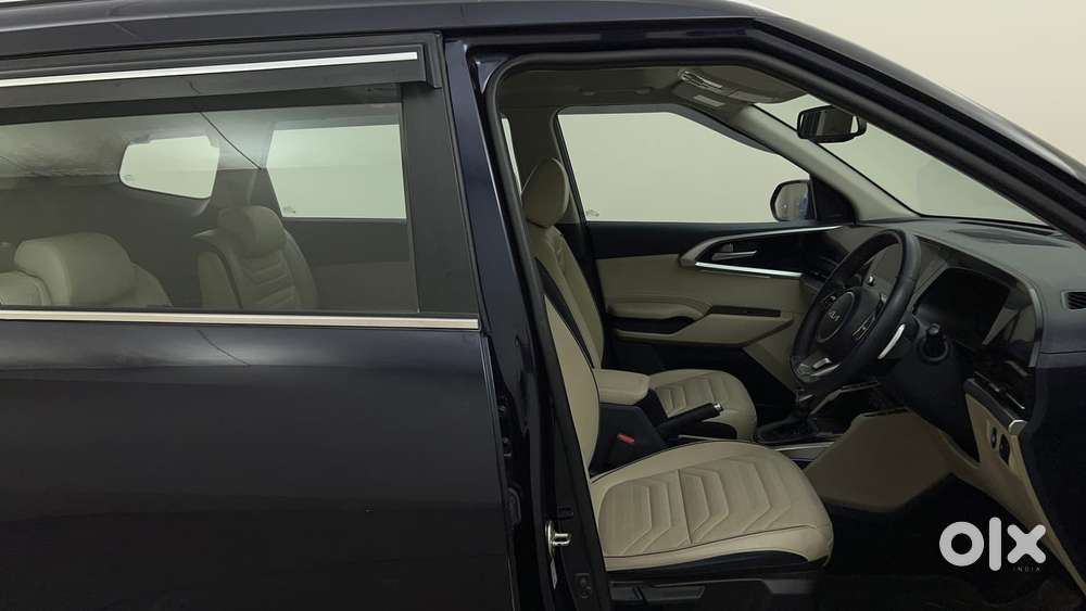 Kia Carens 1.5 Luxury Plus Diesel At 6 Str, 2022, Diesel