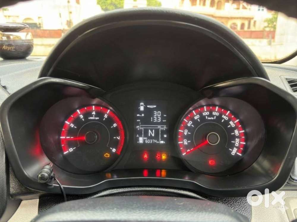 Mahindra Xuv300 W4, 2022, Petrol
