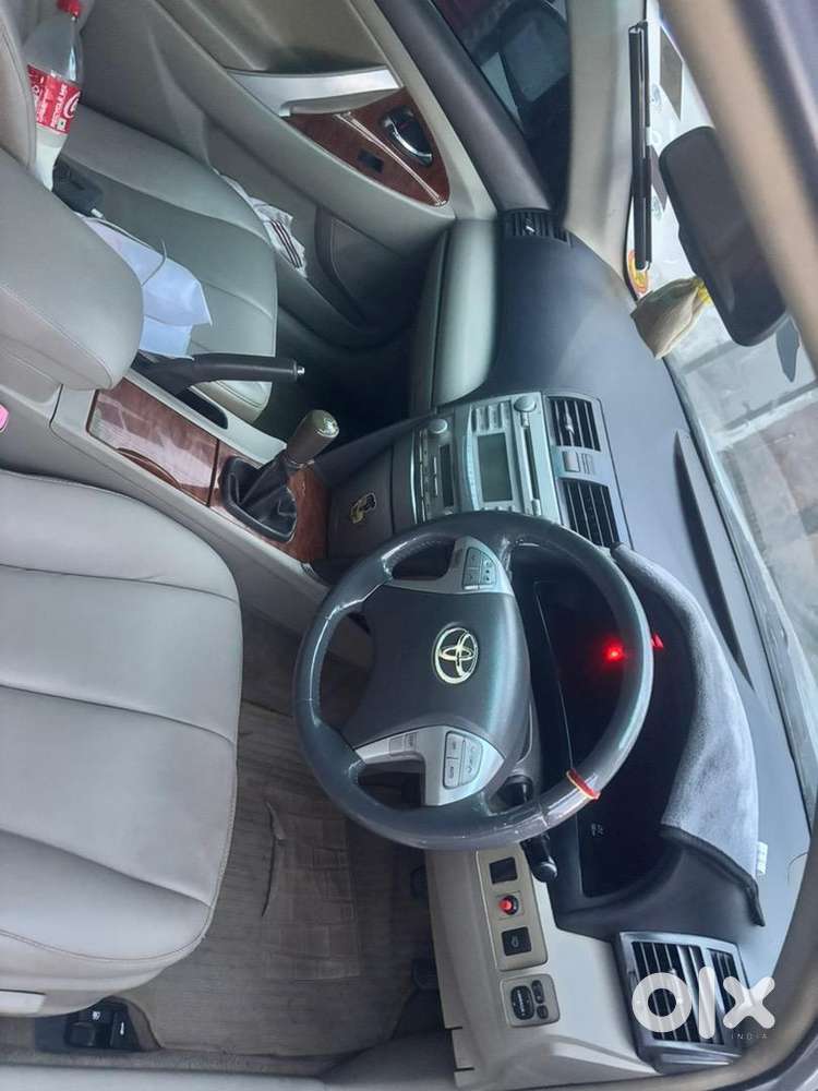 Toyota Camry 2012 Cng & Hybrids 76000 Km Driven