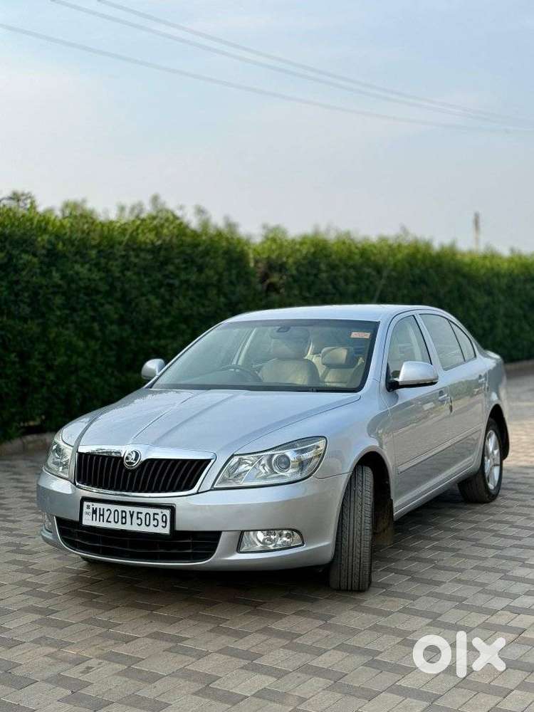 Skoda Laura Elegance 2.0 Tdi Cr At, 2011, Diesel