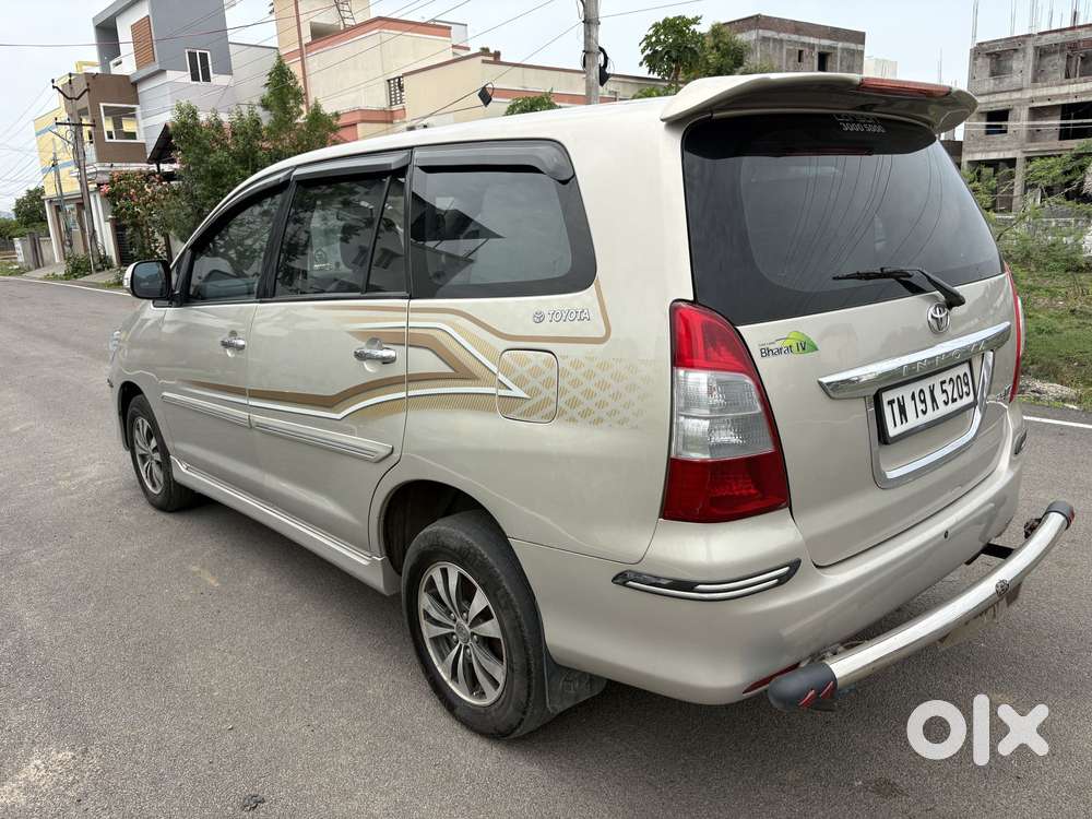 Toyota Innova 2.5 Vx 8 Str Bs-iii, 2013, Diesel