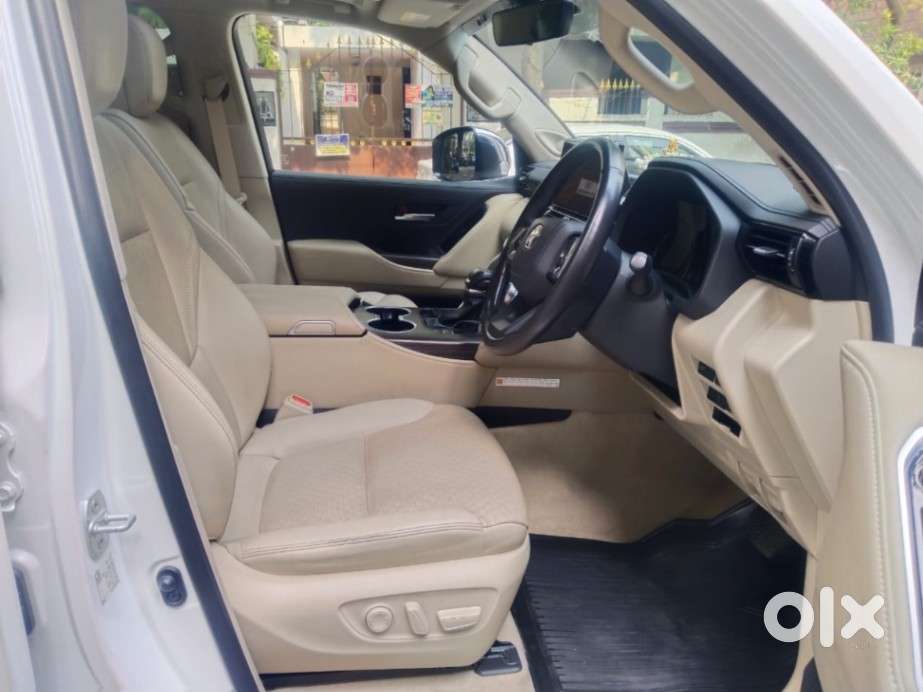 Toyota Land Cruiser 3.3 Zx Diesel, 2023, Diesel