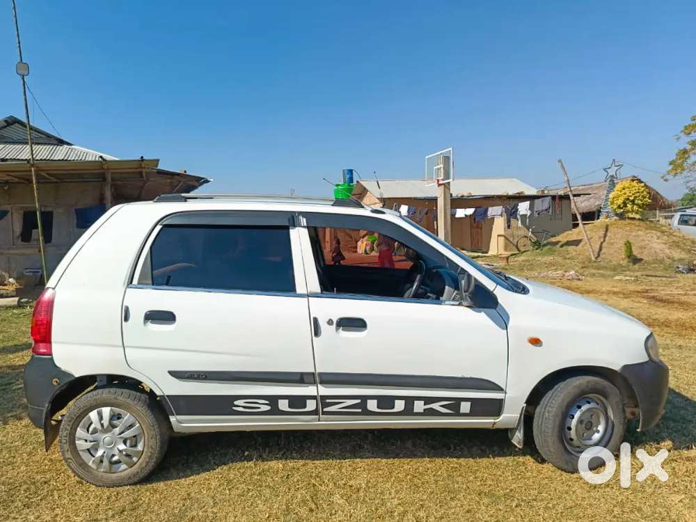 Urgent Sell 2011 Maruti Alto Std Petrol Manual To Upgrade.