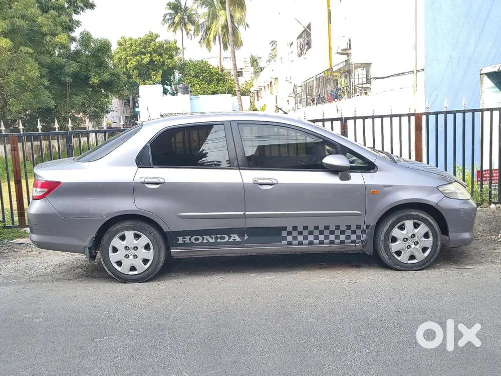 Honda City 2004 Petrol Well Maintained