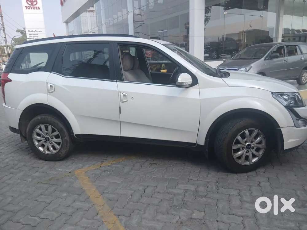 Mahindra Xuv500 At W10 Fwd, 2017, Diesel