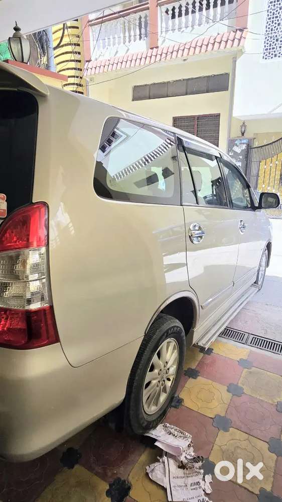 Rare Opportunity – 2013 Toyota Innova 2.5 V Diesel