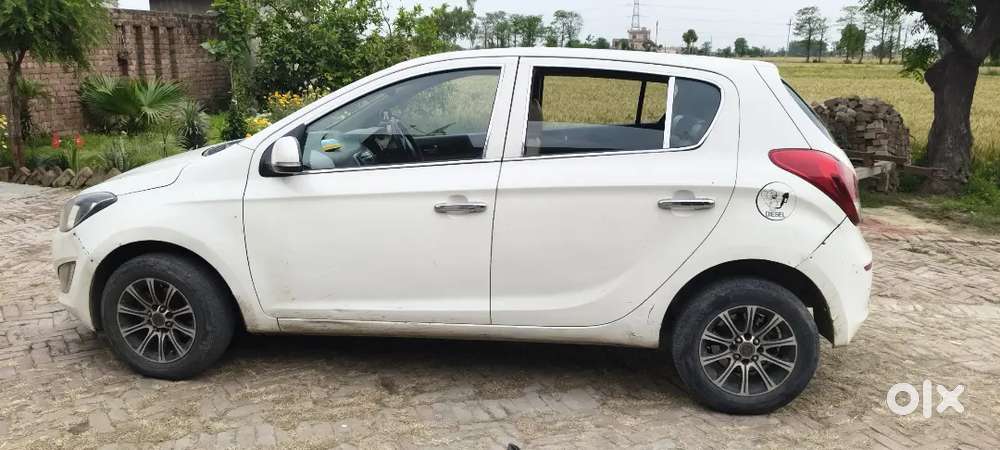 Hyundai I20 2012 Diesel 85000 Km Driven