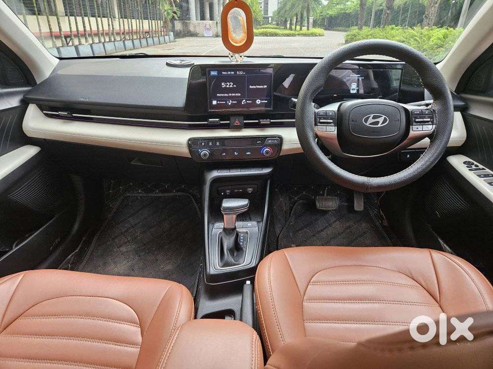 Hyundai Verna 1.5 Sx Ivt, 2023, Petrol