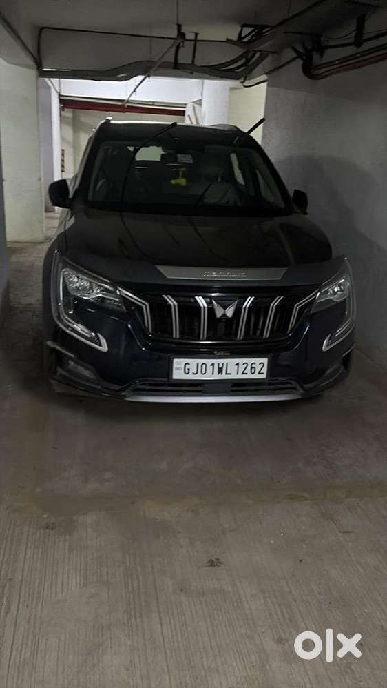 Mahindra Xuv700 2023 Petrol Well Maintained
