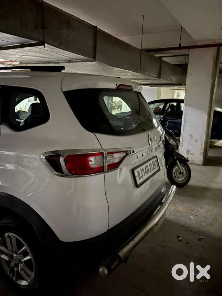 Renault Triber 2023 Petrol Well Maintained