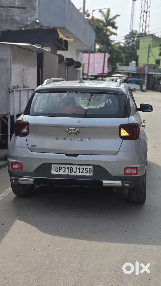 Hyundai Venue 2019 Diesel Well Maintained
