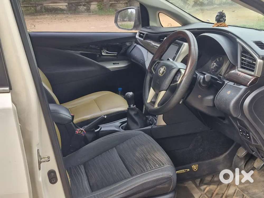 Toyota Innova Crysta 2019