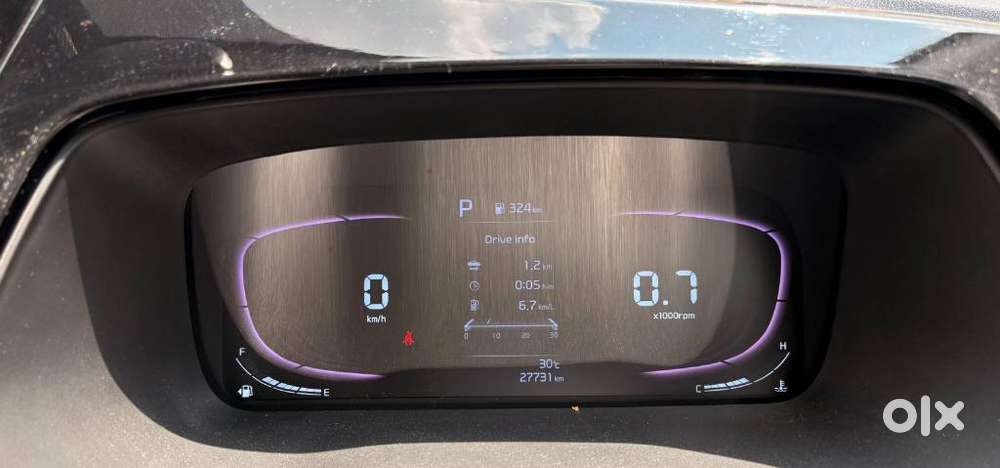 Kia Carens 1.4 Luxury Plus Dct 7 Str, 2022, Petrol