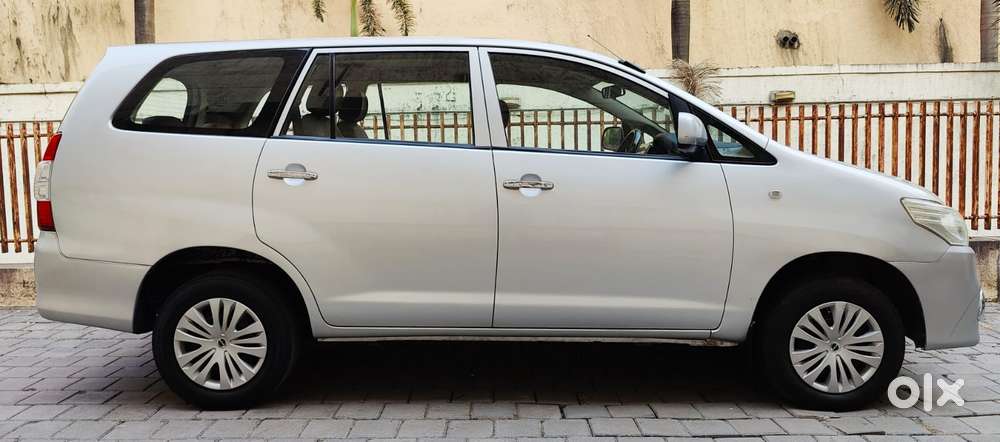 Toyota Innova 2.5 G (diesel) 7 Seater Bs Iv, 2016, Diesel