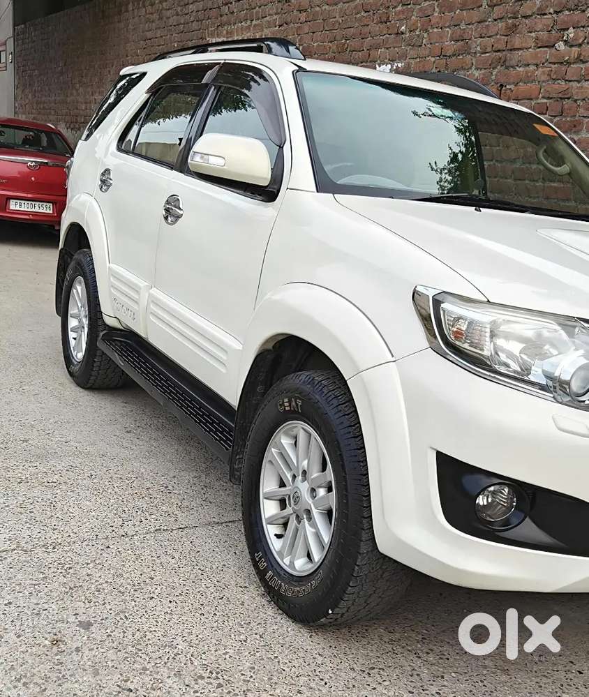 Toyota Fortuner 3.0 2012 Automatic Diesel With Company Record