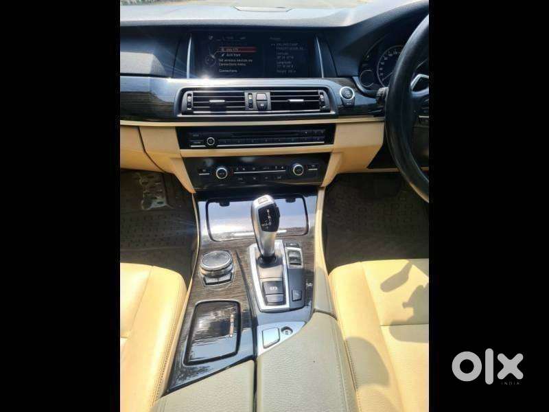 Bmw 5 Series 2.0 520i Luxury Line, 2016, Petrol