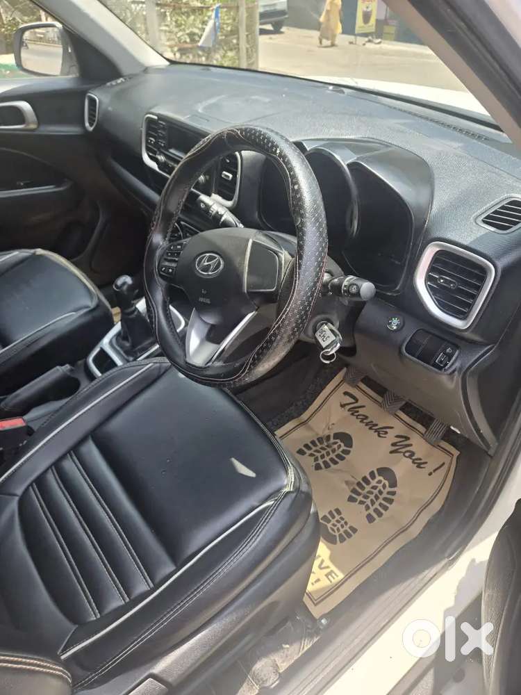 Hyundai Venue 2019 Cng Pass 1st Owner