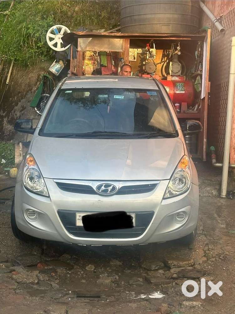Hyundai Car 2011 Well Maintained