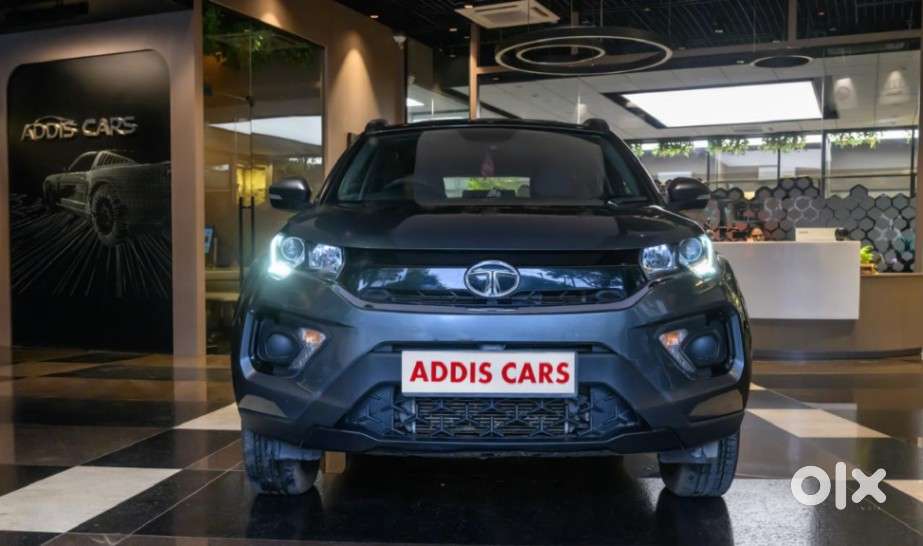 Tata Nexon 1.2 Revotron Xma Amt (s), 2023, Petrol