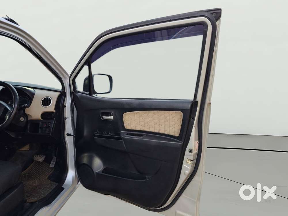Maruti Suzuki Wagon R 1.0 Vxi Amt, 2017, Petrol