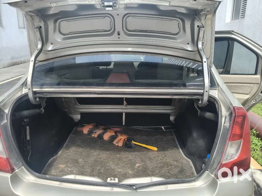 Mahindra Verito 2012 Diesel 155000 Km Driven