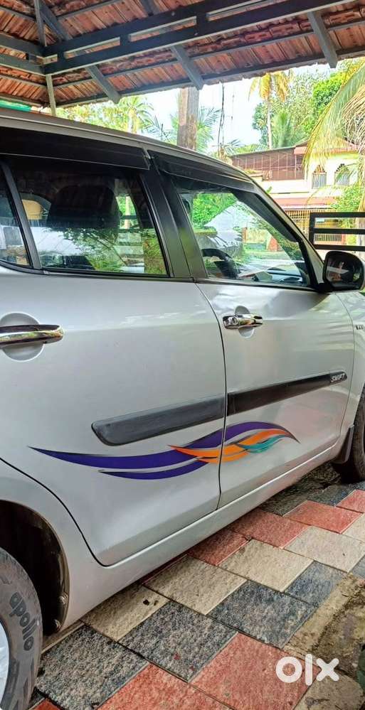 Maruti Suzuki Swift Vxi + Manual, 2015, Petrol