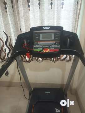 Automatic treadmill olx clearance