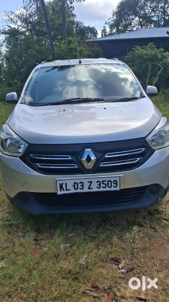 Renault Lodgy 2015 Diesel Well Maintained