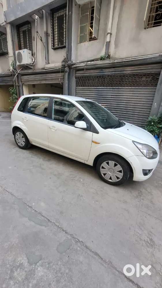 Ford Figo Petrol 2010 Year