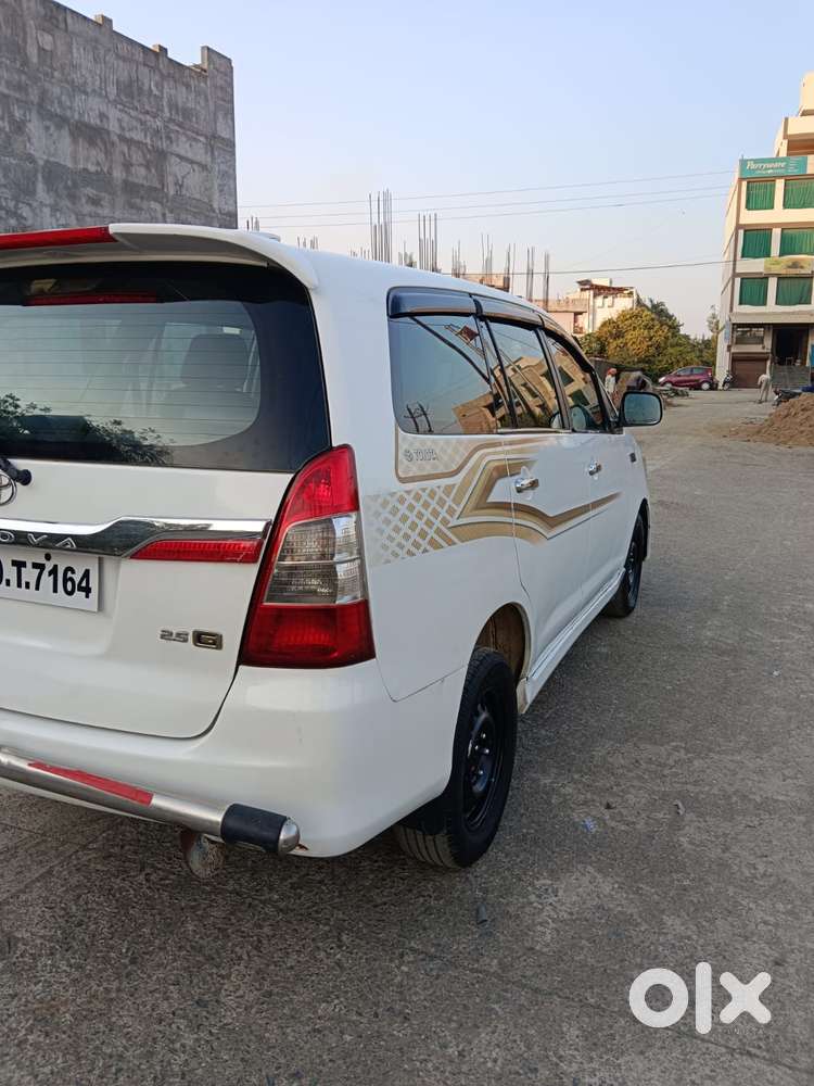 Toyota Innova 2.5 Gx 8 Seater Limited Edition, 2012, Diesel
