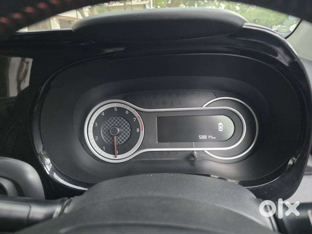 Hyundai Grand I10 Nios Sportz Dual Tone, 2021, Petrol