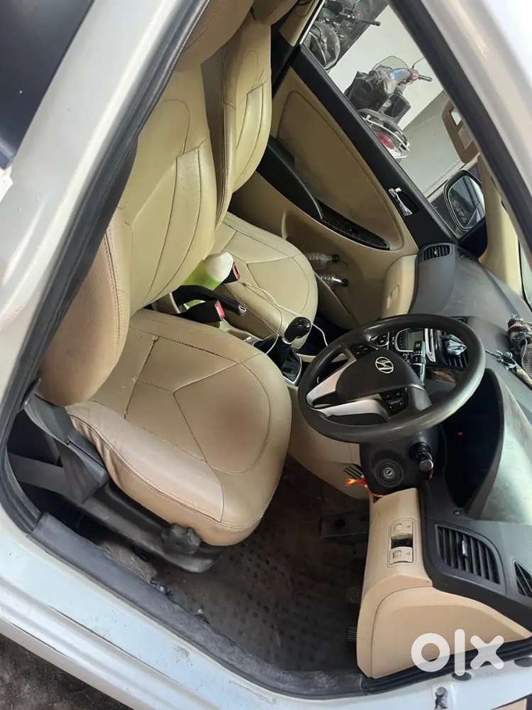 Hyundai Verna 2012 Petrol 120000 Km Driven