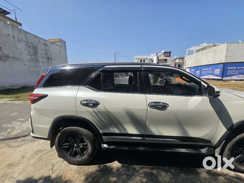 Toyota Fortuner 2018 Diesel 156000 Km Driven