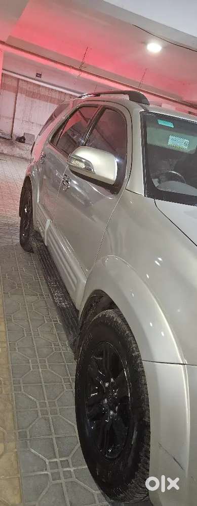 Toyota Fortuner Legender 2015