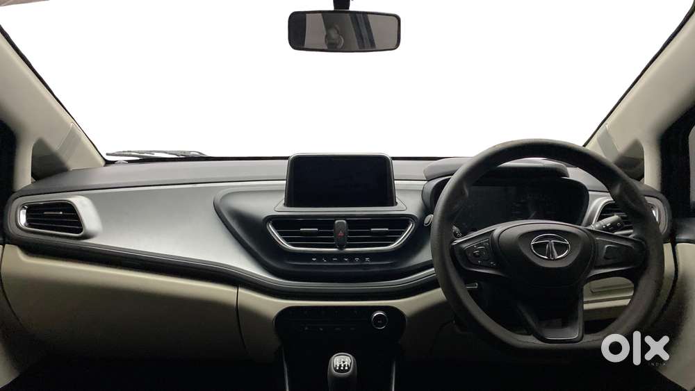 Tata Altroz 1.2 Xm Plus, 2022, Petrol