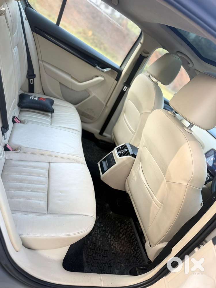 Skoda Octavia Petrol 2019 L&k