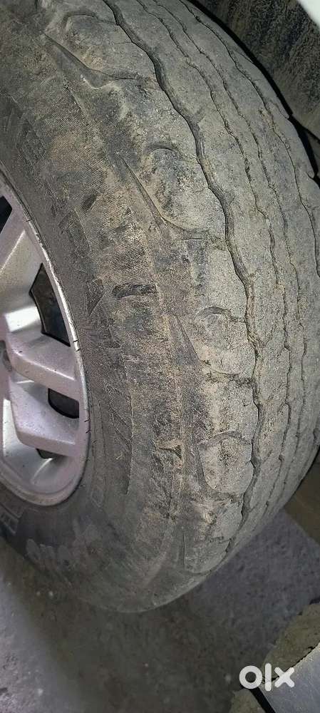Mahindra Tuv 300 2016 Diesel Well Maintained