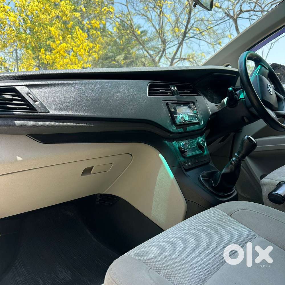 Mahindra Marazzo M2, 2019, Diesel