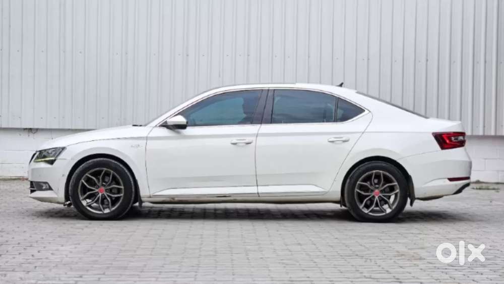 Skoda Superb 2.0 L&k Tsi At, 2018, Petrol